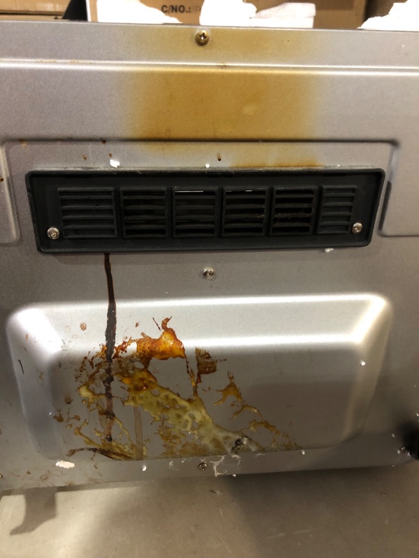 Photo 2 of ***MINOR DAMAGE**VERY USED**VERY DIRTY**ALL ACCESSORIES MISSING**SPACER ON THE BACK IS BENT***
Air Fryer + Convection Toaster Oven by Cuisinart, 7-1 Oven 