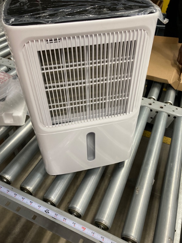 Photo 4 of 30 Pint Dehumidifiers for Home with Drain Hose, VEAGASO 2,500 Sq.Ft Dehumidifier for Basement, Large Room, Bathroom, Three Operation Modes, Intelligent Humidity Control, Dry Clothes, 24HR Timer