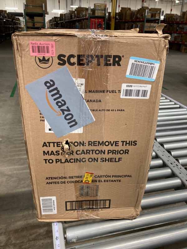 Photo 1 of Scepter 08668 Rectangular 12 Gallon Marine Fuel Tank For Outboard Engine Boats, 23" x 14" x 14", Red Red 12 Gallon 23" X 14" X 14"