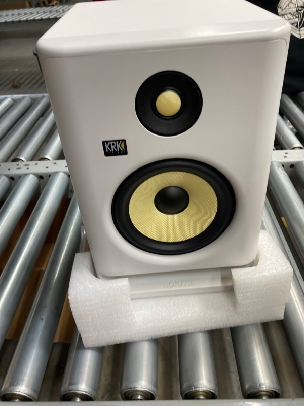 Photo 2 of KRK RP7 Rokit 7 G4 Professional Bi-Amp 7" Powered Studio Monitor, White Noise White Noise RP7-G4 MONITOR