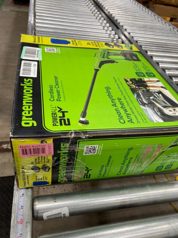 Photo 3 of ***FOR PARTS*** Greenworks 24V 600 PSI (0.8 GPM) Cordless Power Cleaner with (2) 2Ah Batteries, Charger, & Wash Glove, Green Pressure Washer 24V With/2×2Ah Battery