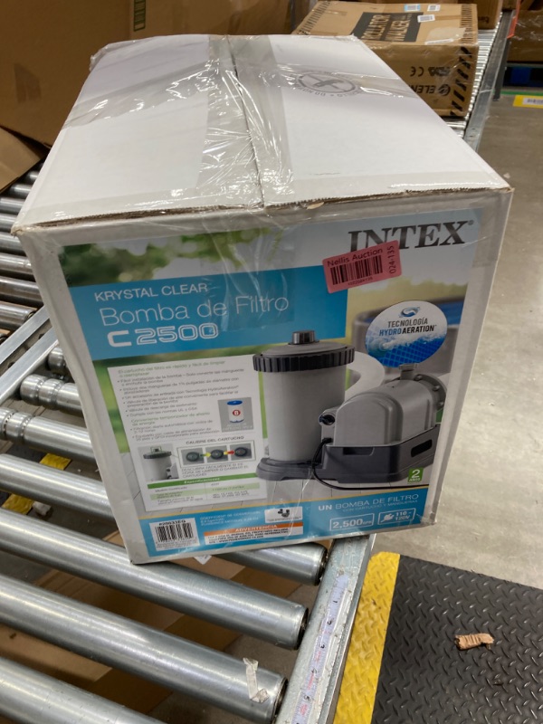 Photo 1 of Intex 28633EG 2500 GPH Krystal Clear Cartridge Filter Pump System with 1,900 GPH Flow Rate, 110-120V GFCI, and Automatic Timer for Above Ground Pools 2,500 Gallons Per Hour Filter Pump