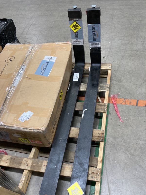 Photo 2 of ***see notes***YITAMOTOR 4000lbs Skid Steer Pallet Fork Attachment, 45" Pallet Fork Frame with 48" Fork Blades for Loaders Tractors Quick Tach Mount