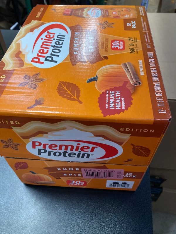 Photo 2 of **EXP 08/04/2024**- Premier Protein Shake Limited Edition 30g 1g Sugar 24 Vitamins Minerals Nutrients, Pumpkin Spice, 11.5 Fl Oz (Pack of 12) Artwork Case - Packaging May Vary