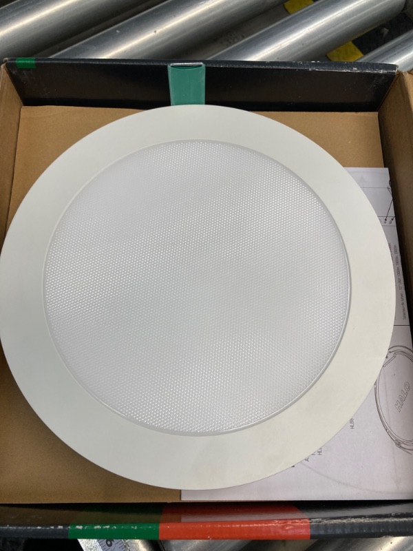 Photo 2 of HALO HLB8169FS1EMWR Canless Large LED Recessed Light Selectable 2700K, 3000K, 3500K, 4000K, 5000K CCT 8 Inch White White 8 Inch Light