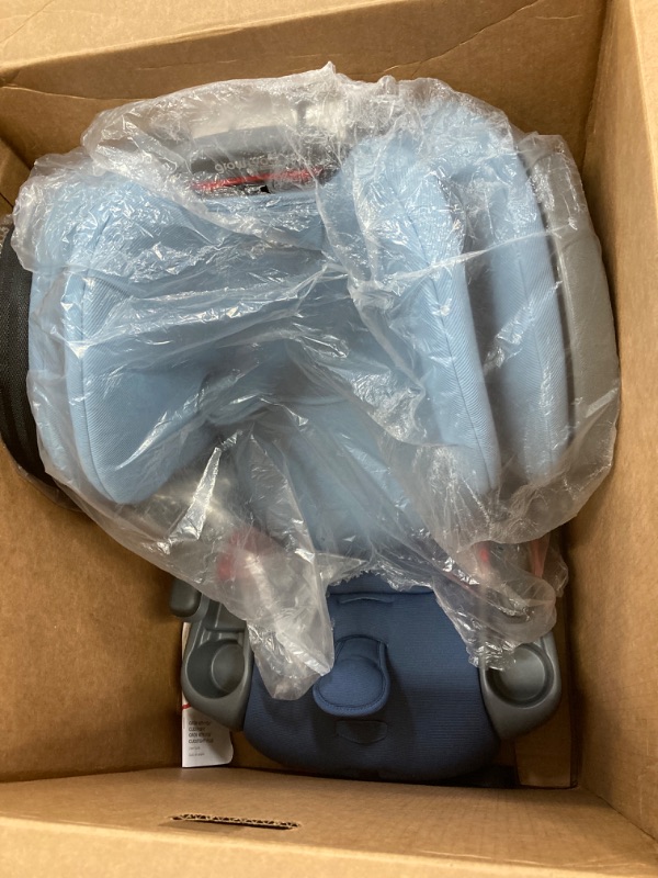 Photo 2 of Britax Grow with You ClickTight Plus Harness-2-Booster Car Seat, 2-in-1 High Back Booster, SafeWash Cover, Blue Ombre Grow With You ClickTight Plus Blue Ombre