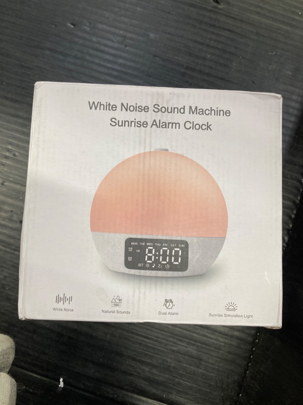 Photo 2 of Geuuap Sunrise Alarm Clocks White Noise Sound Machine with 25 Soothing Sounds, 17 Night Lights, Bluetooth Speaker Wake Up Light Alarm Clock for Bedrooms, Heavy Sleepers, Baby, Kids