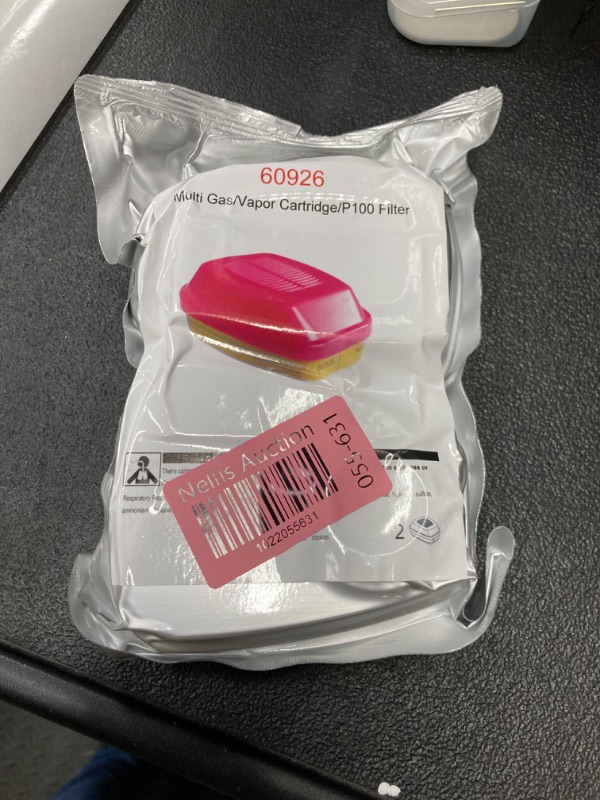 Photo 2 of 1 Pair 60926 Respirator Cartridges, 60926 Respirator Filters for Gas Mask, Protects Against Dust, Organic Vapors Gas and Pollen, Apply to 6100, 6200, 6502, 7501, 7502, 6800