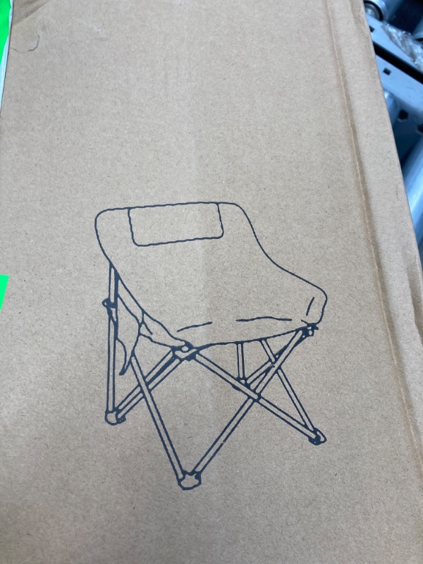 Photo 2 of 2 -Coleman Lightweight Kickback Camping Folding Chair