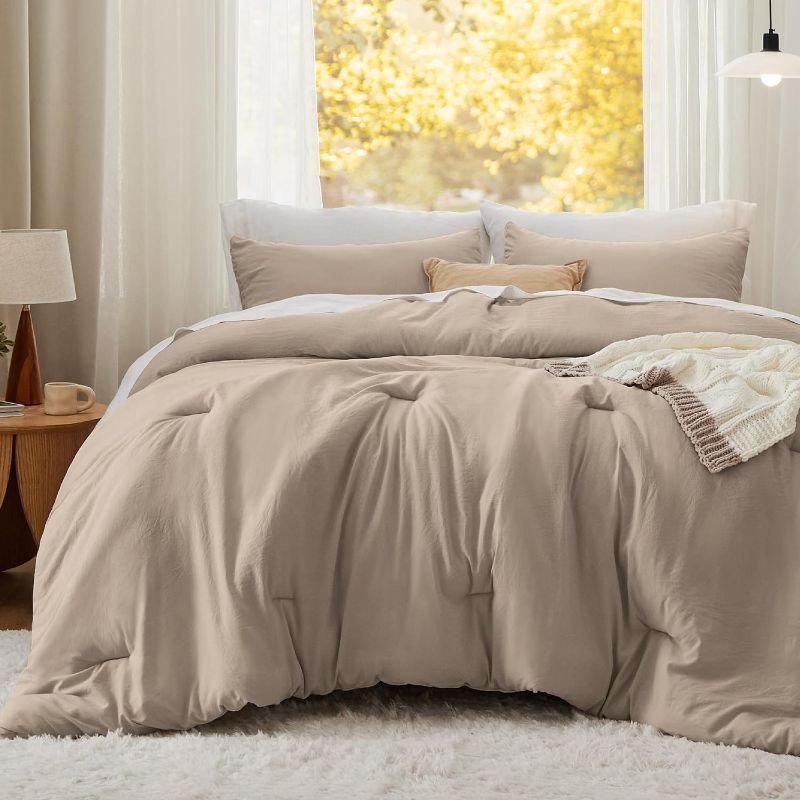 Photo 1 of  Comforter Set (unknown size)