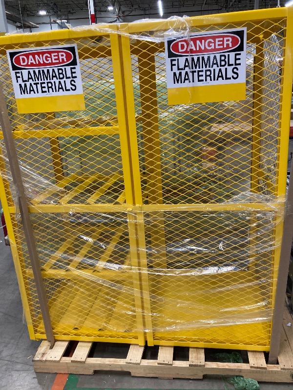 Photo 3 of 5.0 5.0 out of 5 stars (4)
Durham Steel/Iron Combination Horizontal/Vertical Cylinder Storage Cabinet, EGCC8-9-50, 17 Cylinder Capacity, 30" Length x 60" Width x 71-3/4" Height, Yellow Powder Coat Finish