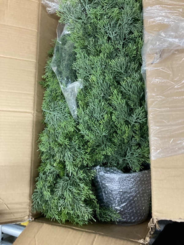 Photo 1 of Hobby Lobby Cedar Garland, 6 ft Long, 10 in Thick, Realistic Appearance, Plastic, Indoor Use, Lush, Soft, Durable, Pliable