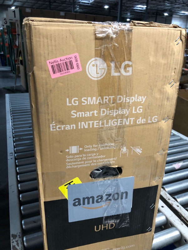 Photo 4 of **NON-FUNCTIONAL/PARTS ONLY
LG Smart Monitor 43SQ700S-W 42.5" LED IPS UltraHD 4K USB-C
