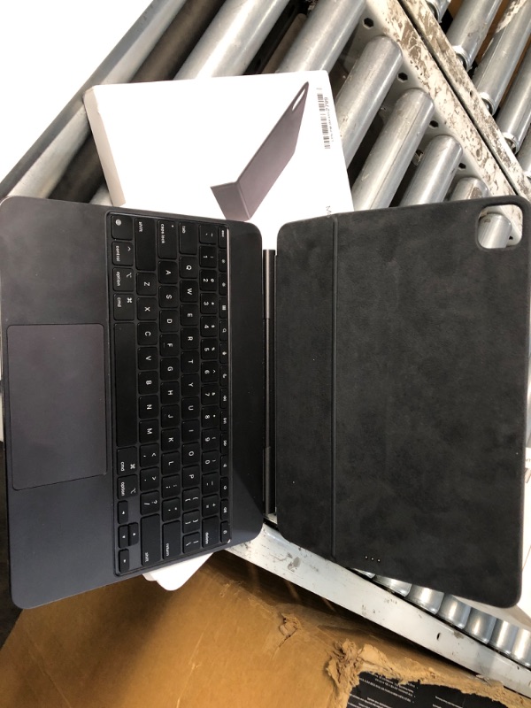 Photo 2 of (MINOR DAMAGE/ SEE NOTES) 
Apple iPad Magic Keyboard Case for iPad Pro 13-inch (M4), Great Typing Experience, Built-in Trackpad, Function Row, US English - Black