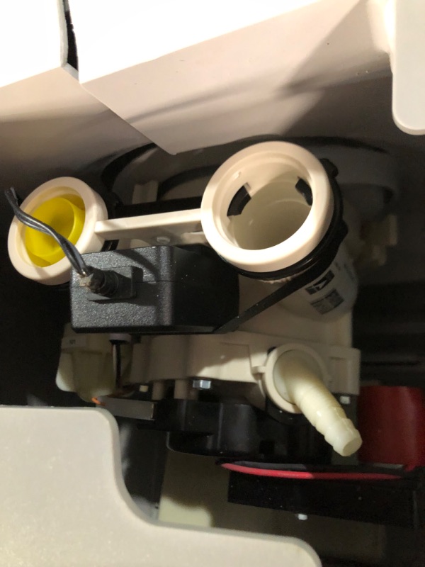 Photo 1 of **MINOR DAMAGE BACK OF ITEM SEE PHOTO**
Whirlpool WHES30E 30,000 Grain Softener | Salt & Water Saving Technology | NSF Certified | Automatic Whole House 