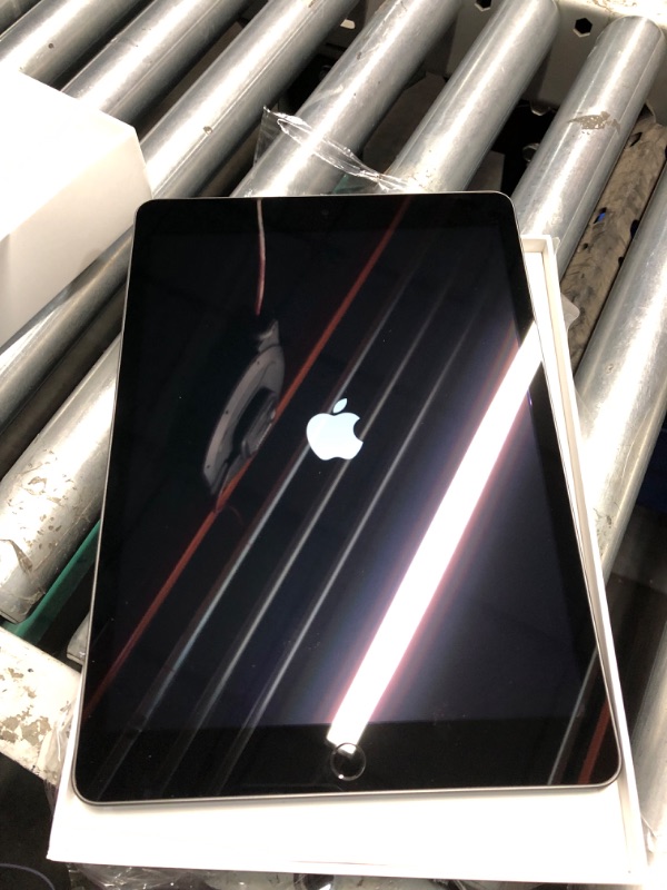 Photo 3 of ***FACTORY SEALED***Apple iPad (9th Generation): with A13 Bionic chip