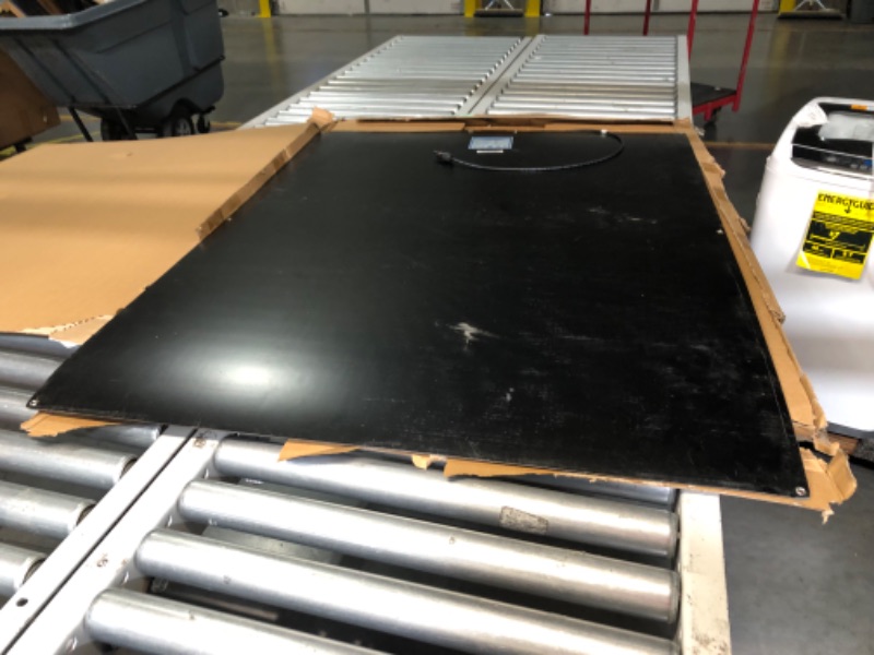 Photo 1 of ***USED - SCRATCHED - UNABLE TO TEST - SEE PICTURES***
FivstaSola 200 Watt Flexible Solar Panel,with mounting Holes 12 Volt Monocrystalline Semi-Flexible Solar Panels Bendable Mono Off-Grid Charger for Marine, RV, Cabin, Van, Car and Uneven Surfaces, ?46.