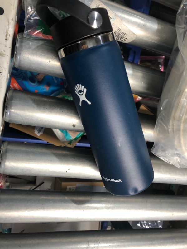 Photo 2 of **MINOR DAMAGE USED AND DENT**
Hydro Flask Wide Flex Cap Indigo 20 Oz