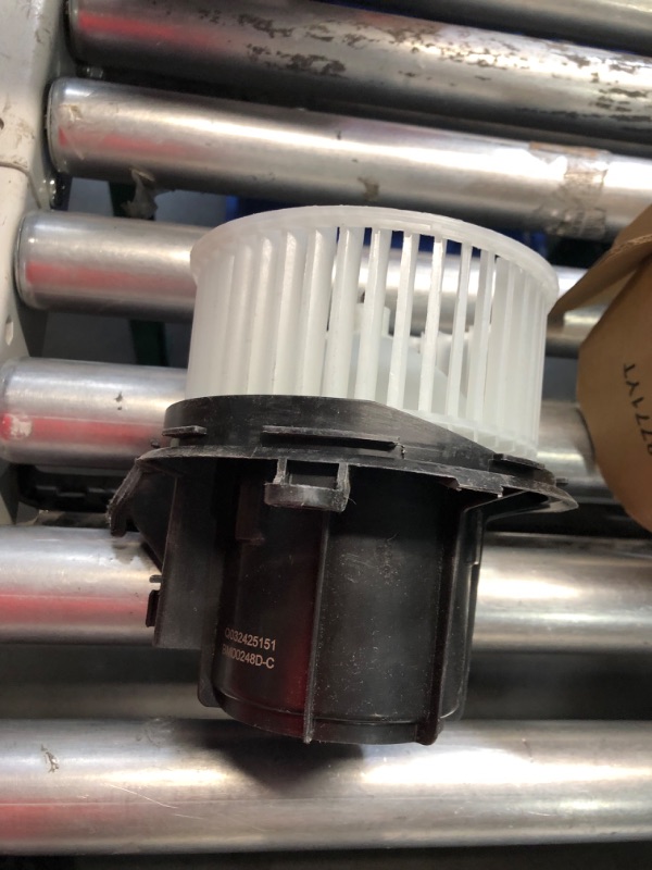 Photo 1 of ***DAMAGED - PLASTIC BROKEN - SEE PICTURES***
A-Premium HVAC Heater Blower Motor Assembly Compatible with Mercedes-Benz Vehicles - C230, C250, C300, C350, C63 AMG, E300, E350, E63 AMG, GLK250, GLK350, SLS AMG - Replace# 2018200208, 2048200000