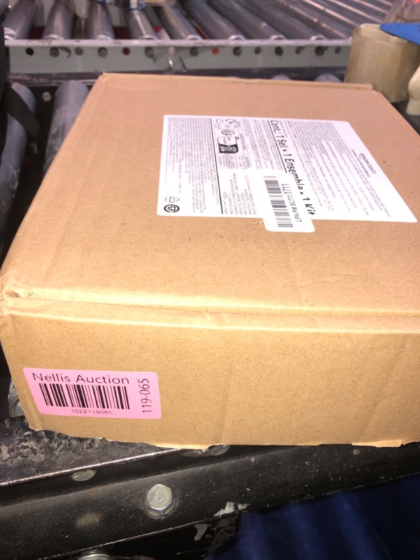 Photo 1 of ***QUEEN*** **WHITE**
Amazon Basics Lightweight Super Soft Easy Care Microfiber 3-Piece Bed Sheet Set with 14-Inch Deep Pockets,/QUEEN, 
