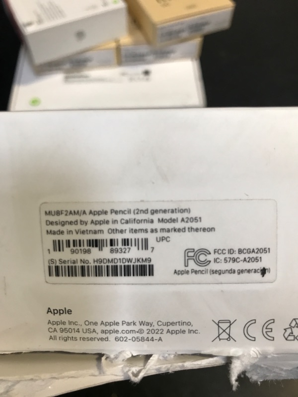 Photo 5 of Apple Pencil (2nd Generation) (USED) (MAJOR DAMAGE TO BOX)