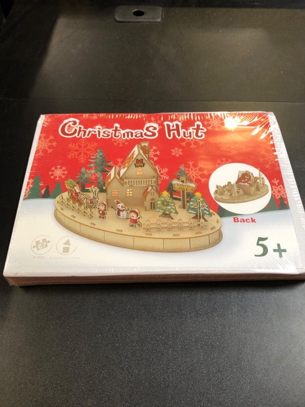 Photo 1 of 3D Puzzle Christmas hut 