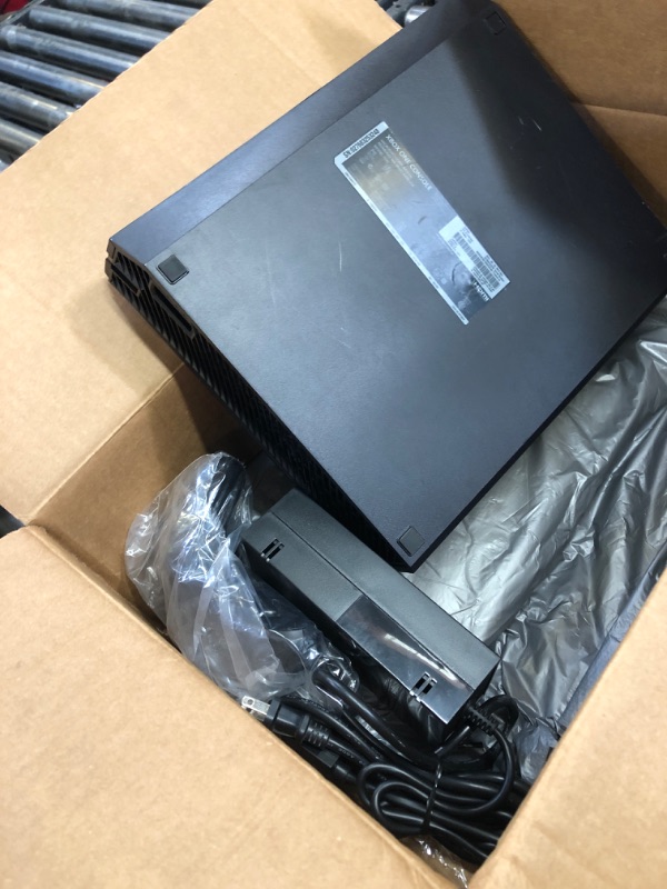 Photo 2 of **SOLD FOR PARTS**
Xbox One 500 GB Console - Black [Discontinued]