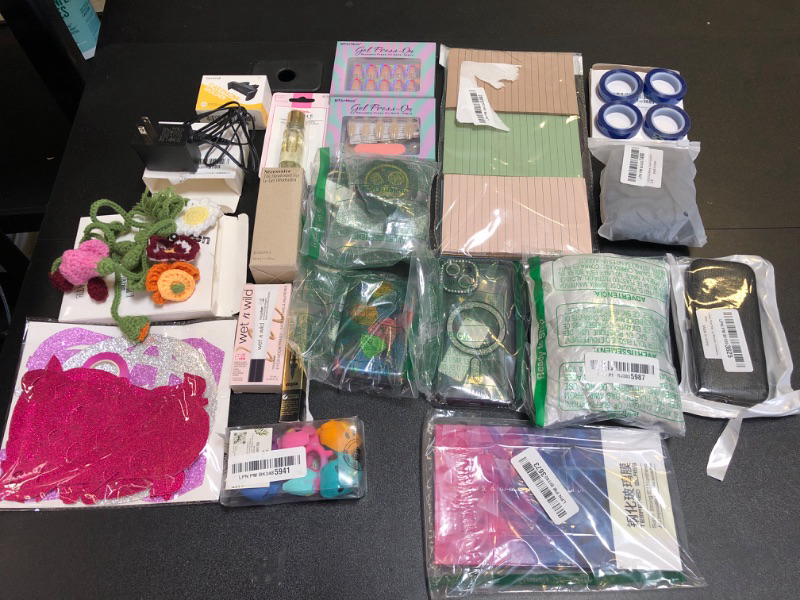 Photo 1 of 20Pcs Bag Lot Mixed Items - Final Sale 