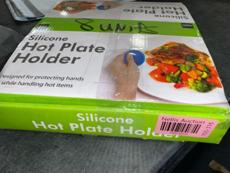 Photo 3 of Silicone Hot Plate Holder Countertop Display