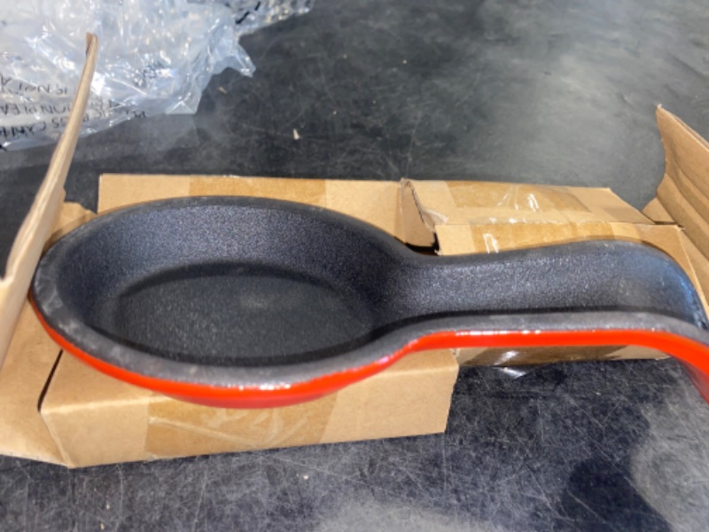 Photo 2 of BergHOFF Cast Iron Spoon Rest