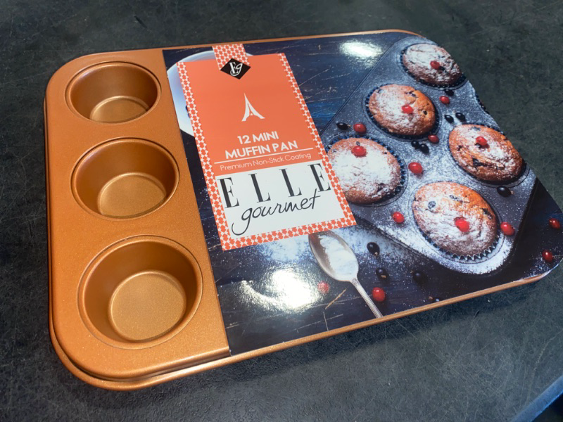Photo 2 of Elle Gourmet 12 Muffin Pan Premium Non Stick Coating
