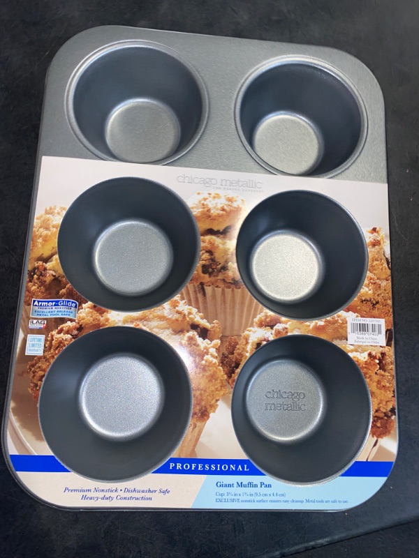 Photo 2 of Chicago Metallic Giant Muffin Pan Cup: 33% in x 1½ in (9.5 cm x 4.4 cm) EXCLUSIVE nonstick surface ensures easy cleanup. Metal tools are safe to use.