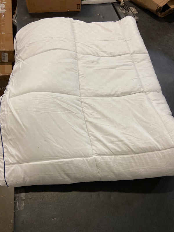 Photo 2 of  Queen Mattress Topper, Extra Thick Pillowtop, Cooling and Plush Mattress Pad Cover 400TC Cotton with Pocket 3D Snow Down Alternative Fil
