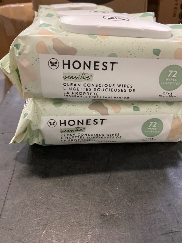 Photo 3 of The Honest Company Clean Conscious Unscented Wipes 72 Count Pack Of 4| Over 99% Water, Compostable, Plant-Based, Baby Wipes | Hypoallergenic for Sensitive Skin, EWG Verified | Geo Mood, 288 Count
