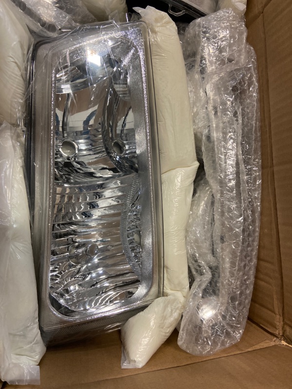 Photo 3 of Headlight Compatible With 2003 2004 2005 2006 Chevy Silverado (Non Factory Cladding) Chrome W/Clear Headlamp Assembly,Pair
