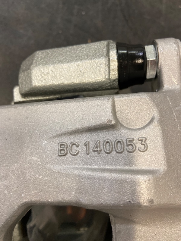Photo 4 of 2pc Disc Brake Caliper Rear Right/Left Passenger Side Steel with Bracket(BC140053) 18B5058_18-P5058_158556 18-P5058 18B5058
