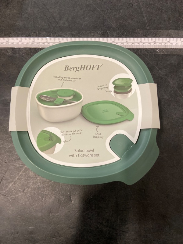 Photo 2 of Berghoff LEO PP Covered Bowl Set, Flatware With Sleeve, Small Sauce Container 7.75" x 7.75" x 3.75" 1.75 qt., Leakproof, Freezer Proof, Microwave Safe, White & Green
