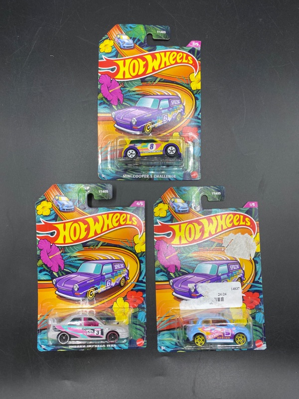 Photo 1 of Hot Wheel Bundle