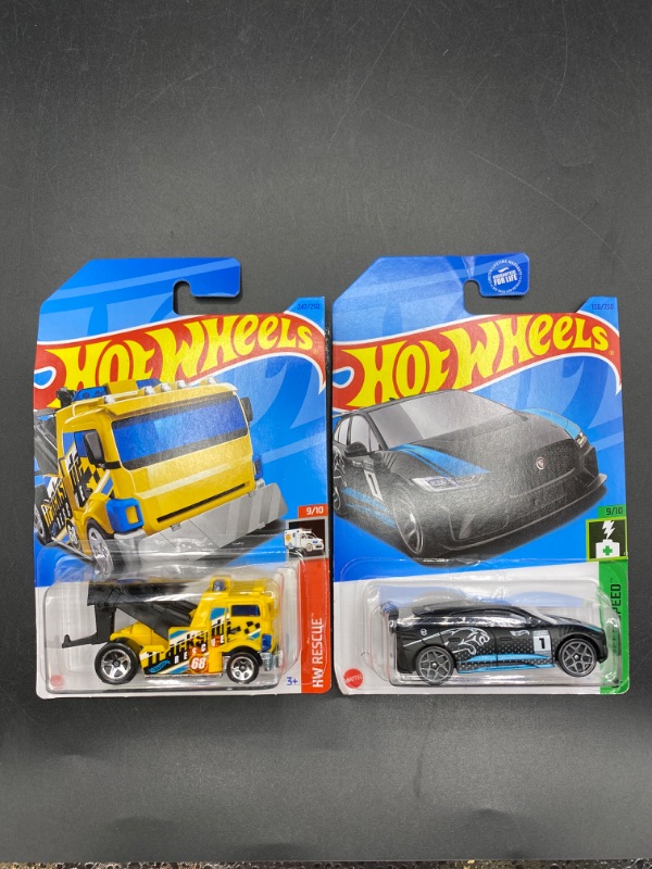 Photo 1 of Hot Wheels Bundle
