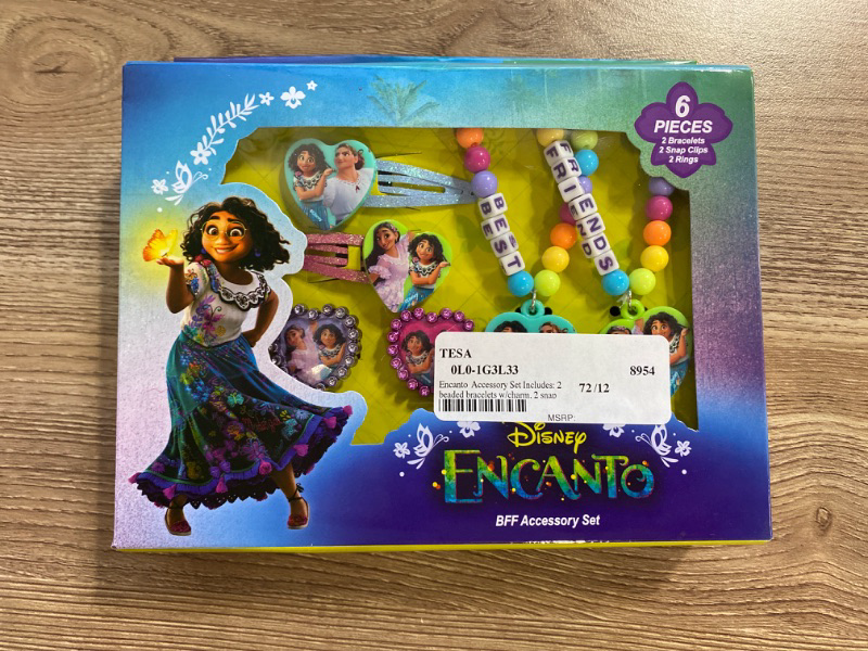 Photo 1 of disney encanto bff accessory set