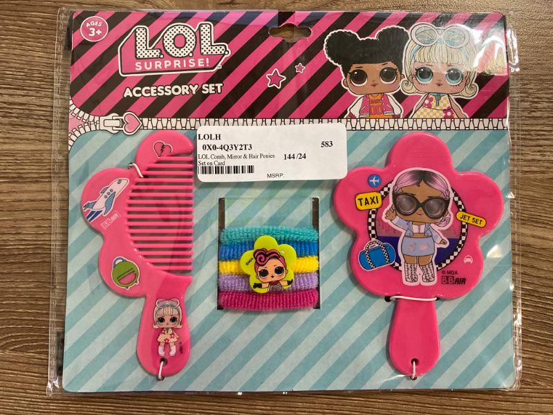 Photo 1 of LOL surprise accessory set