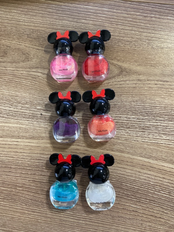 Photo 1 of 6 piece minnie mouse nail polish