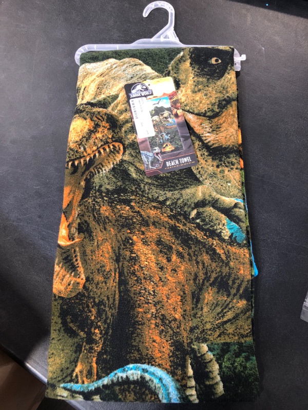 Photo 2 of Jurassic World Beach Towel 27 X 54
