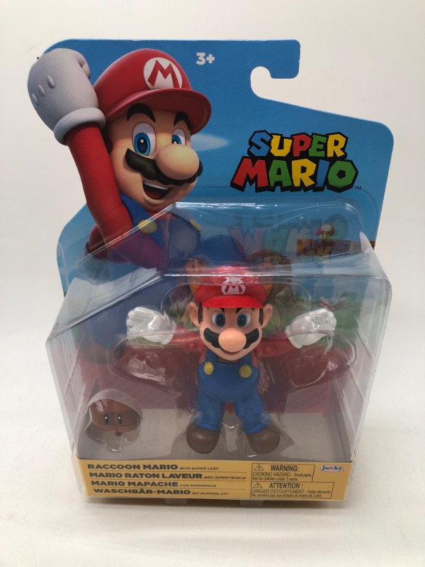 Photo 2 of Nintendo Super Mario Raccoon Mario with Super Leaf Action Figure Set
