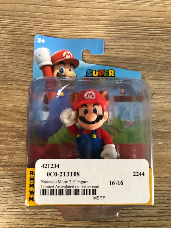 Photo 2 of Super Mario World of Nintendo 2.5 Inch Figure | Raccoon Mario
