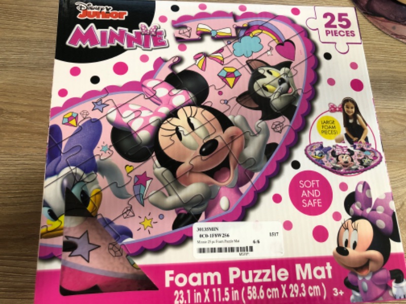 Photo 2 of  Minnie 25 pc Foam Puzzle Mat