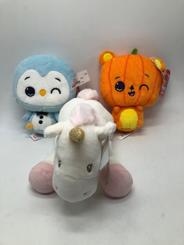 Photo 1 of 3 Pack GUND Drops, Jack Paws, Expressive Holiday Stuffed Animal Soft Plush Pet, Halloween Pumpkin Bear, 6 ”Luna Unicorn Rattle 7 Inch 
