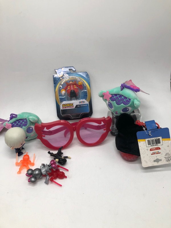 Photo 1 of Kids Toys Miscellaneous Bundle 