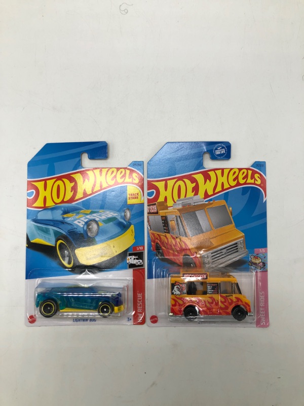 Photo 1 of Hot Wheels Bundle