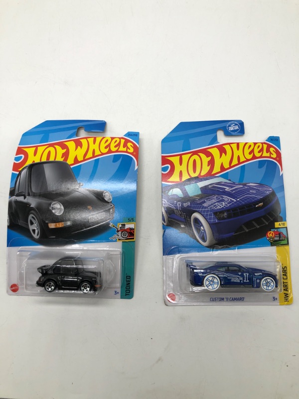 Photo 1 of Hot Wheels Bundle